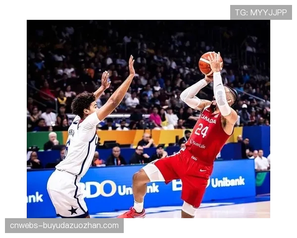 数据面板显示,本轮某场比赛双方跑动总距离已接近130公里